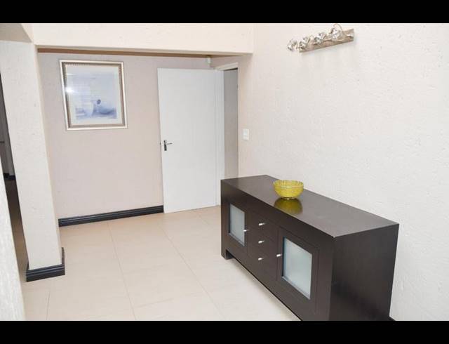 4 BEDROOM HOUSE FOR SALE IN NOORDHEUWEL